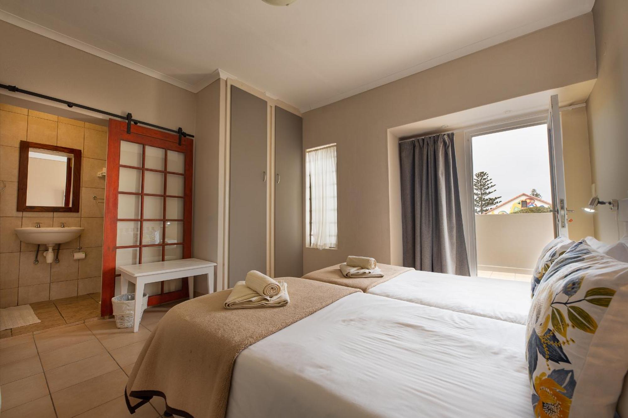 Guesthouse Fischreiher B&B Swakopmund Buitenkant foto