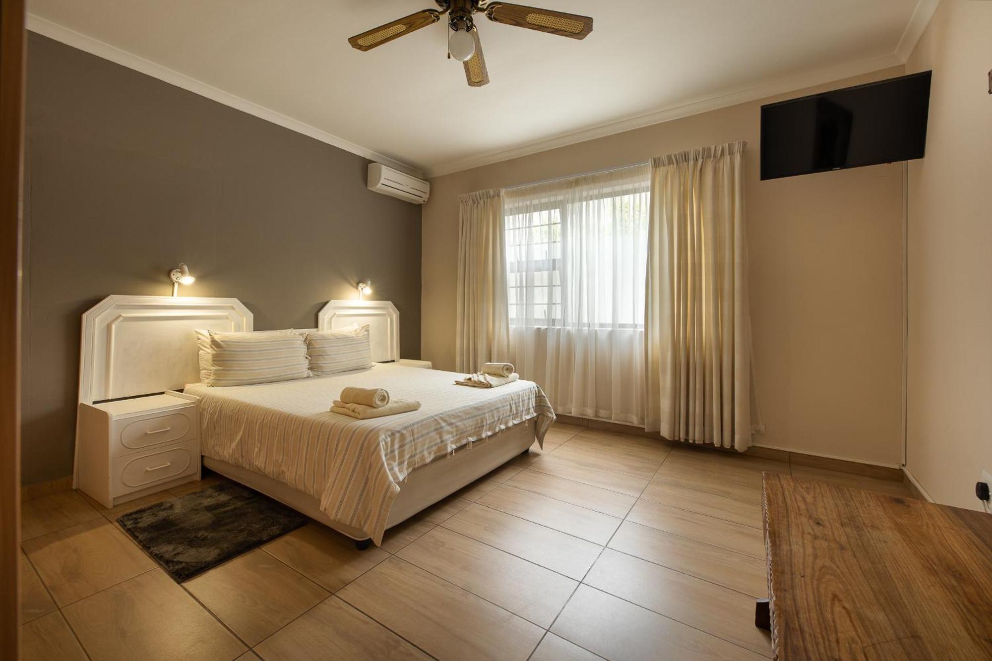 Guesthouse Fischreiher B&B Swakopmund Buitenkant foto