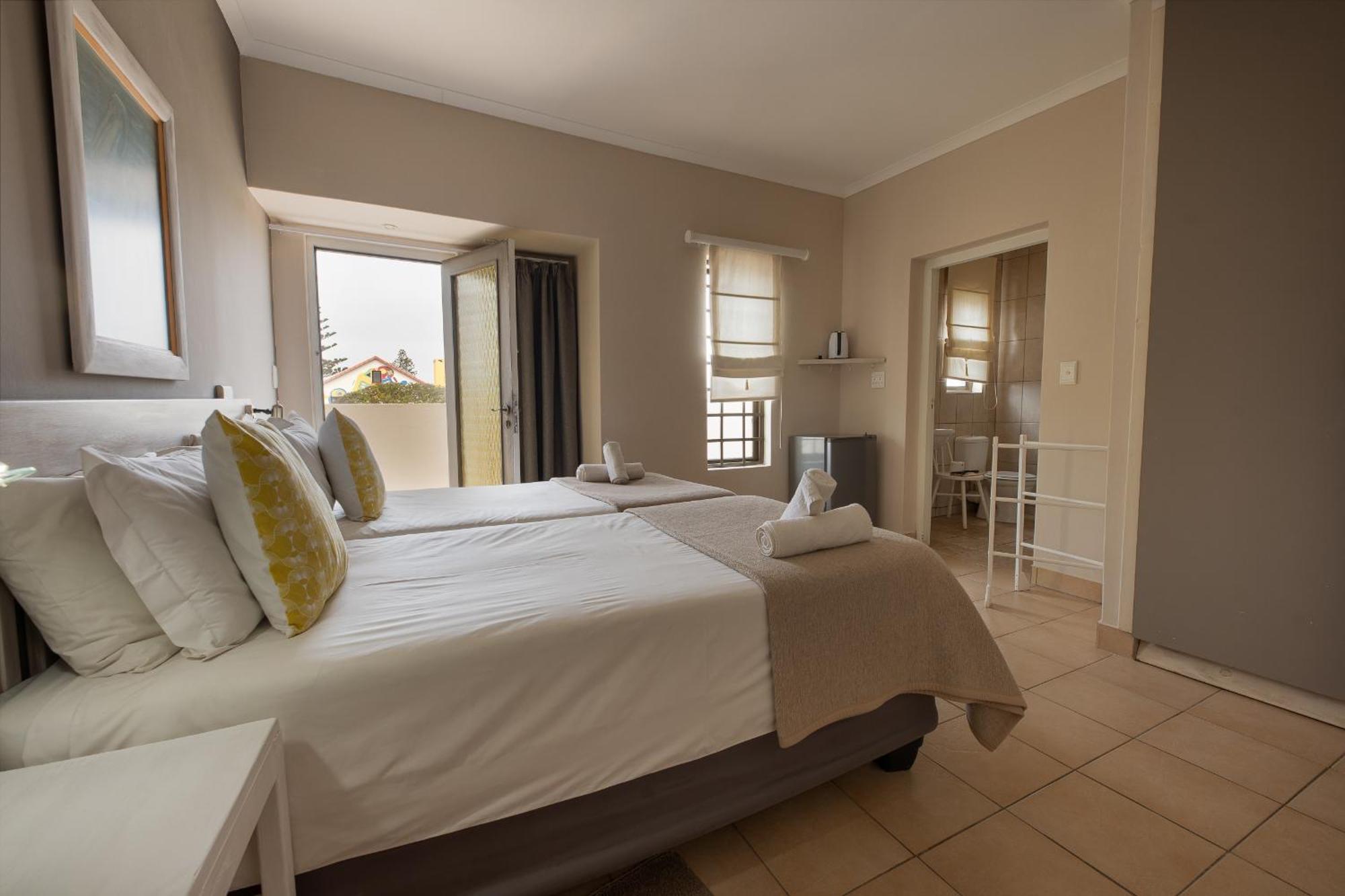 Guesthouse Fischreiher B&B Swakopmund Buitenkant foto