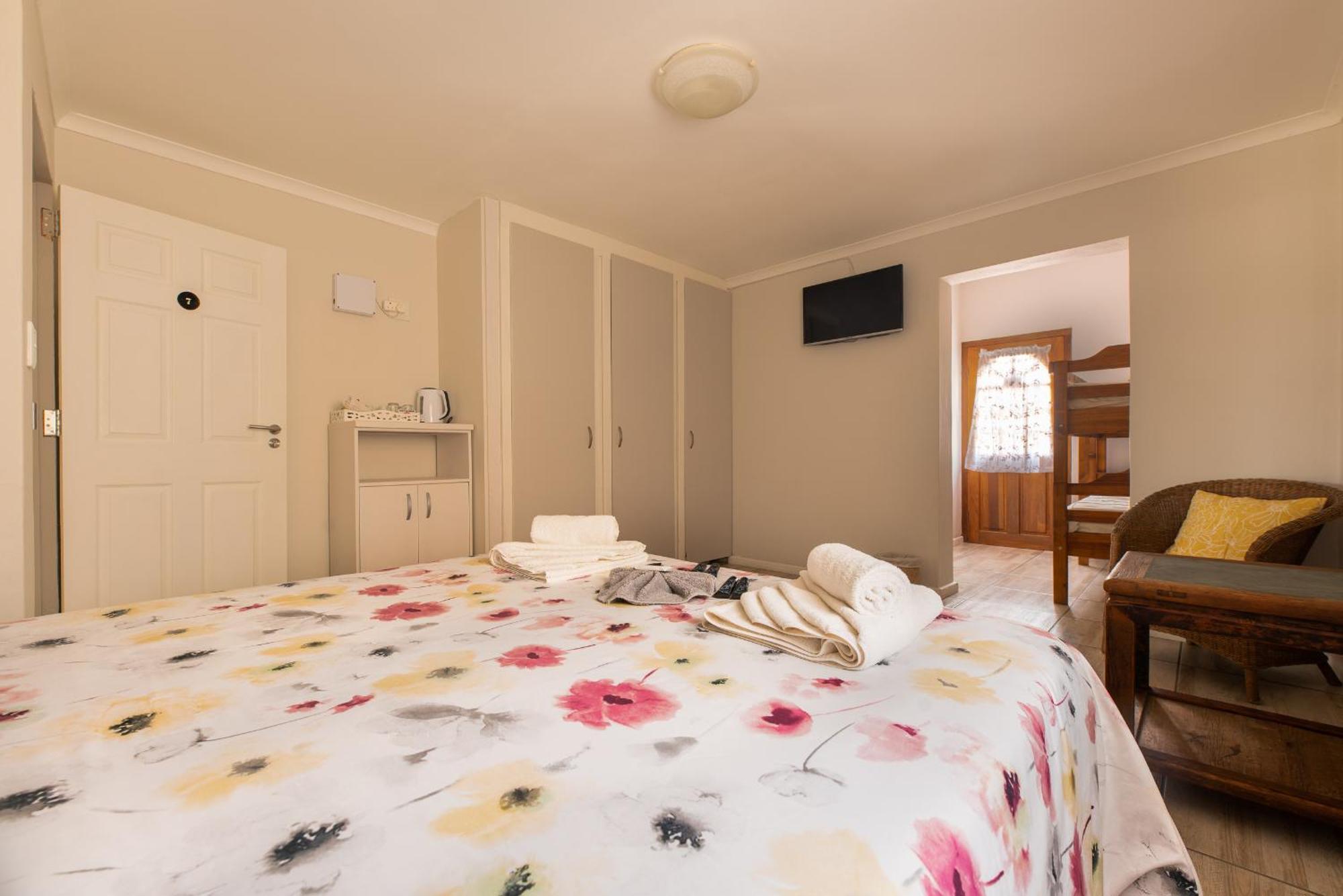 Guesthouse Fischreiher B&B Swakopmund Buitenkant foto